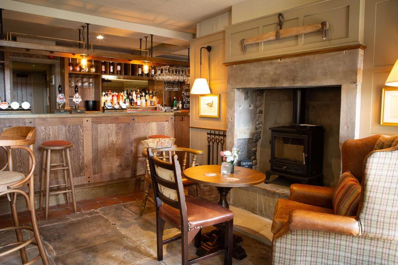 Ye Olde Cheshire Cheese Bed & Breakfast Longnor  ภายนอก รูปภาพ