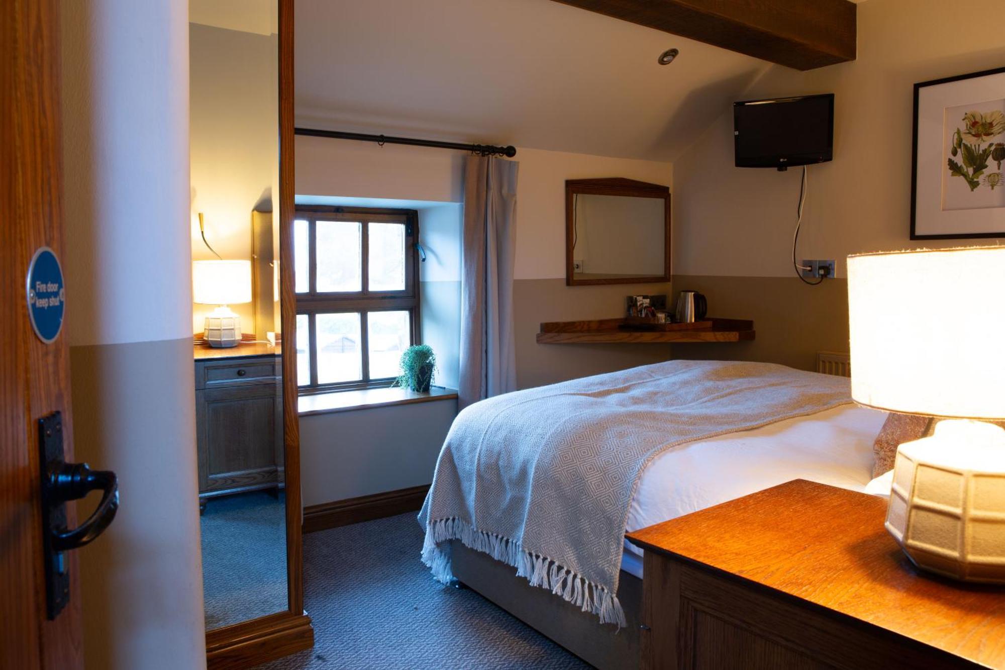 Ye Olde Cheshire Cheese Bed & Breakfast Longnor  ภายนอก รูปภาพ